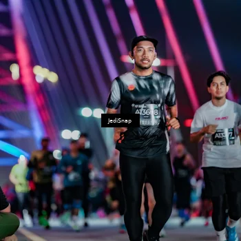 Runner Photo 6262725