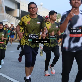 Runner Photo 6262730