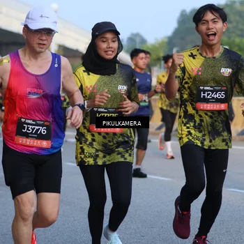 Runner Photo 6262740