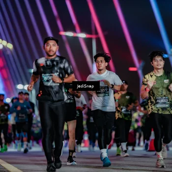 Runner Photo 6262763