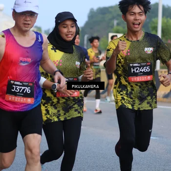 Runner Photo 6262778