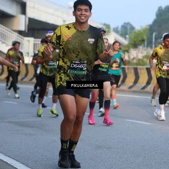 Runner Photo 6262793