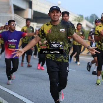 Runner Photo 6262801
