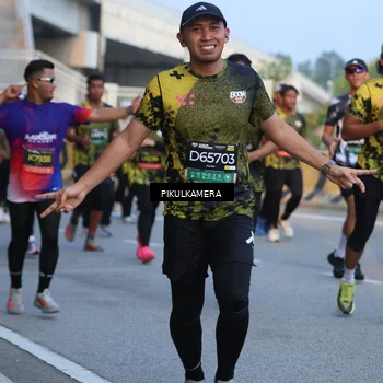 Runner Photo 6262810