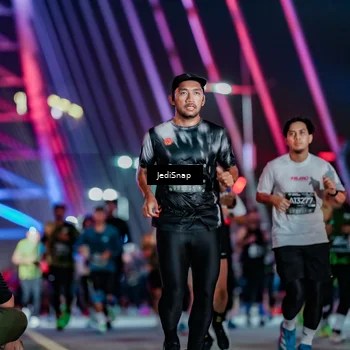 Runner Photo 6262853