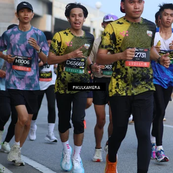 Runner Photo 6262869