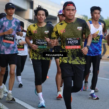 Runner Photo 6262877