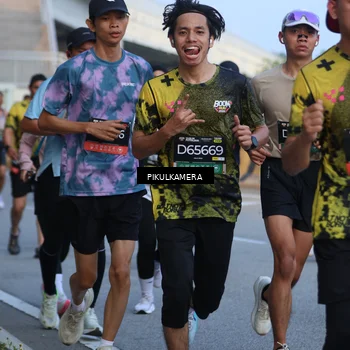 Runner Photo 6262900