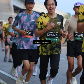 Runner Photo 6262904