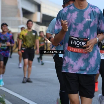 Runner Photo 6262938