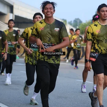 Runner Photo 6263023