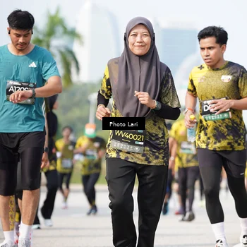 Runner Photo 6263113