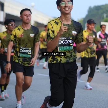 Runner Photo 6263119