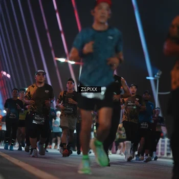 Runner Photo 6263132