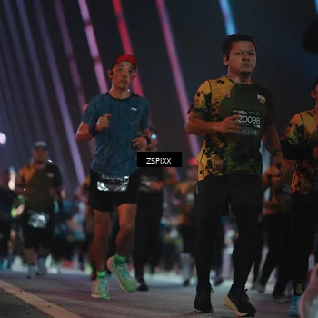 Runner Photo 6263147