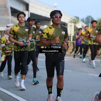 Runner Photo 6263148