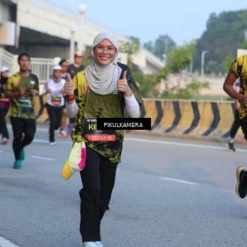 Runner Photo 6263174