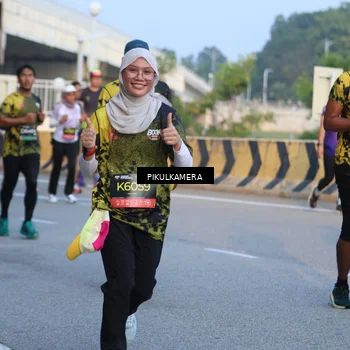 Runner Photo 6263175