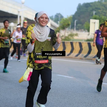 Runner Photo 6263210
