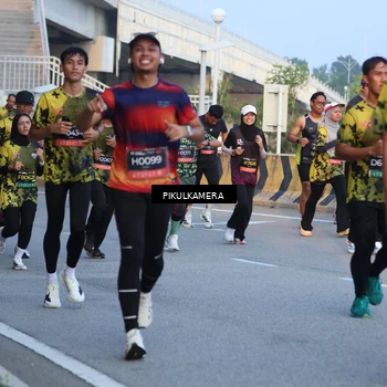 Runner Photo 6263231