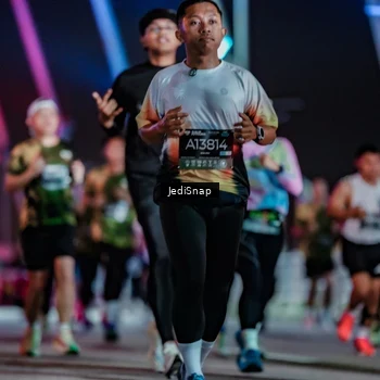 Runner Photo 6263256