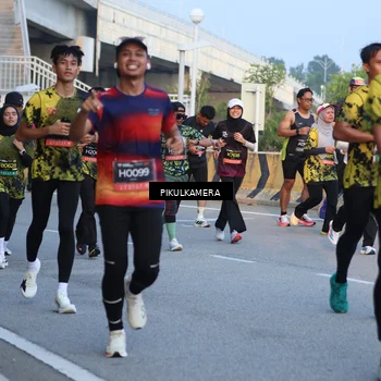 Runner Photo 6263259