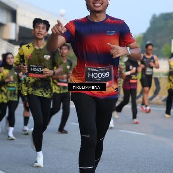 Runner Photo 6263263