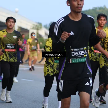 Runner Photo 6263321