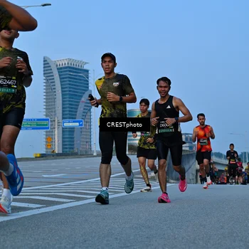 Runner Photo 6263384