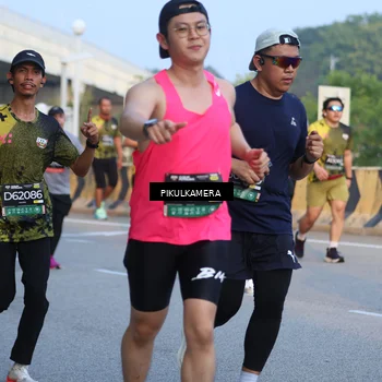 Runner Photo 6263388