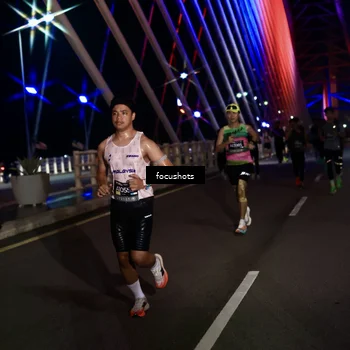 Runner Photo 6263433