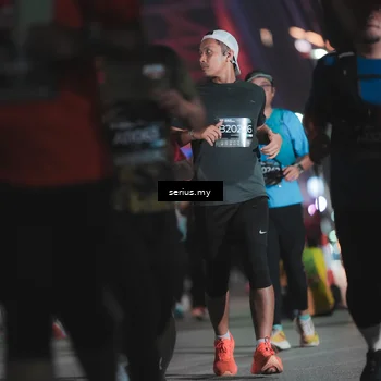 Runner Photo 6263449