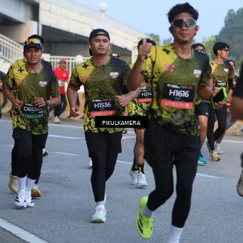 Runner Photo 6263484