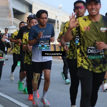 Runner Photo 6263511