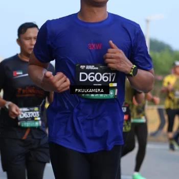 Runner Photo 6263556