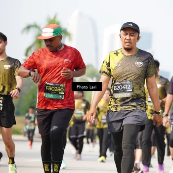 Runner Photo 6263572