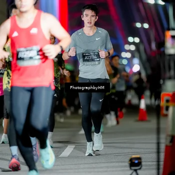 Runner Photo 6263604
