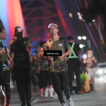Runner Photo 6263635