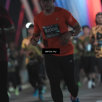 Runner Photo 6263719