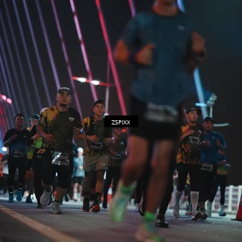 Runner Photo 6263750