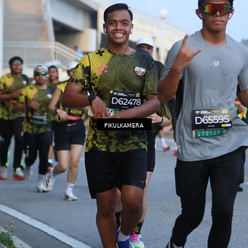 Runner Photo 6263842