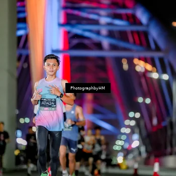 Runner Photo 6263843