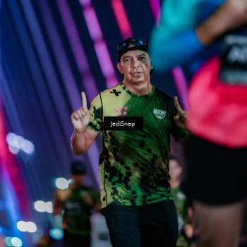 Runner Photo 6263875