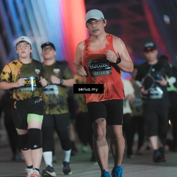 Runner Photo 6263918