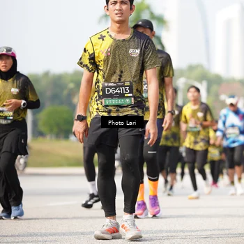 Runner Photo 6263936