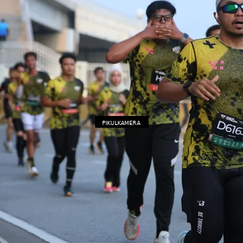 Runner Photo 6263965