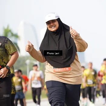 Runner Photo 6264005