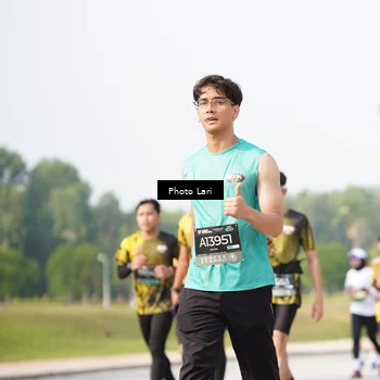 Runner Photo 6264030