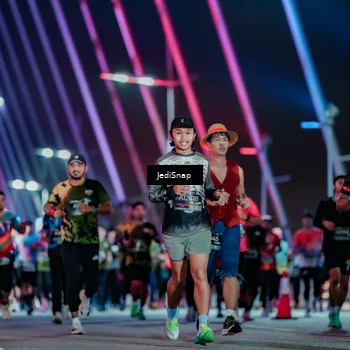 Runner Photo 6264081