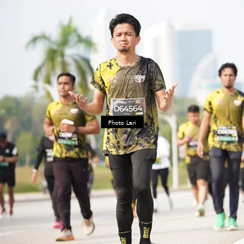Runner Photo 6264100